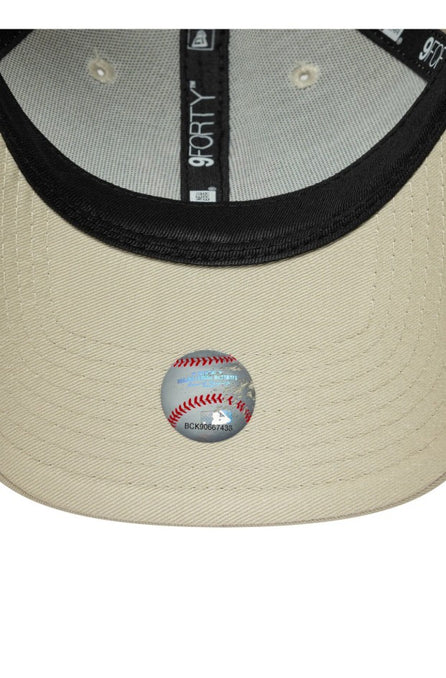 New Era League Essential 9 Forty Neyyan Kadın Bej Şapka 60771732