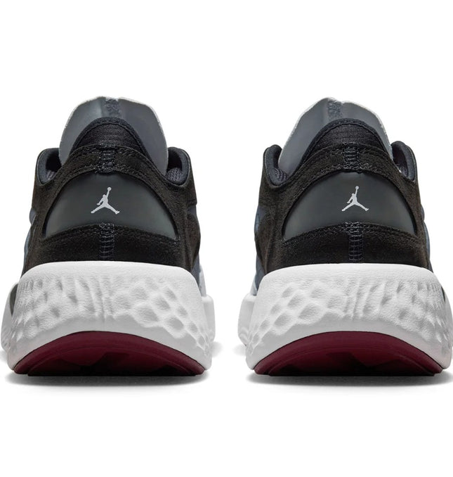 Nike Jordan Delta 3 Low Erkek Gri Basketbol Ayakkabısı DN2647-001