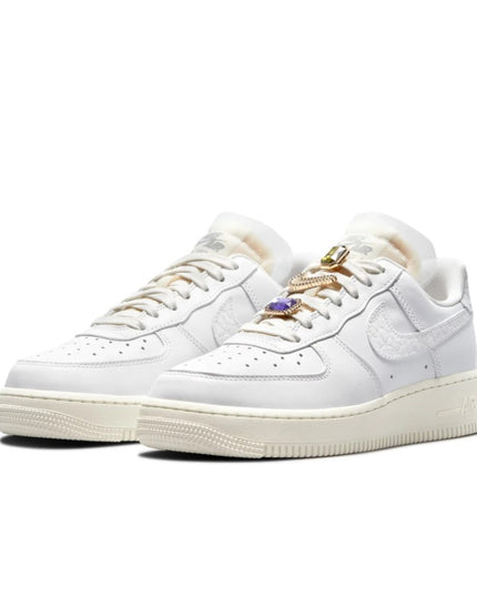 Nike DN5463-100 Air Force 1 PRM Kadın Sneaker Beyaz Günlük Ayakkabı