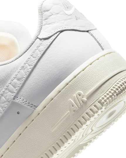 Nike DN5463-100 Air Force 1 PRM Kadın Sneaker Beyaz Günlük Ayakkabı